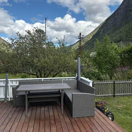Casa de Férias Sentrumsnaert Hus