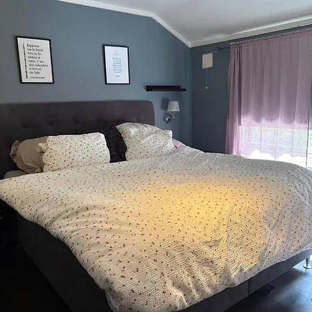 Sentrumsnaert Hus Σπίτι διακοπών *